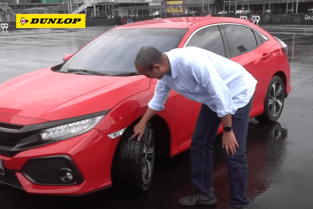 Berkendara Aman di Jalan Basah dengan Ban Anti-Slip dari Dunlop