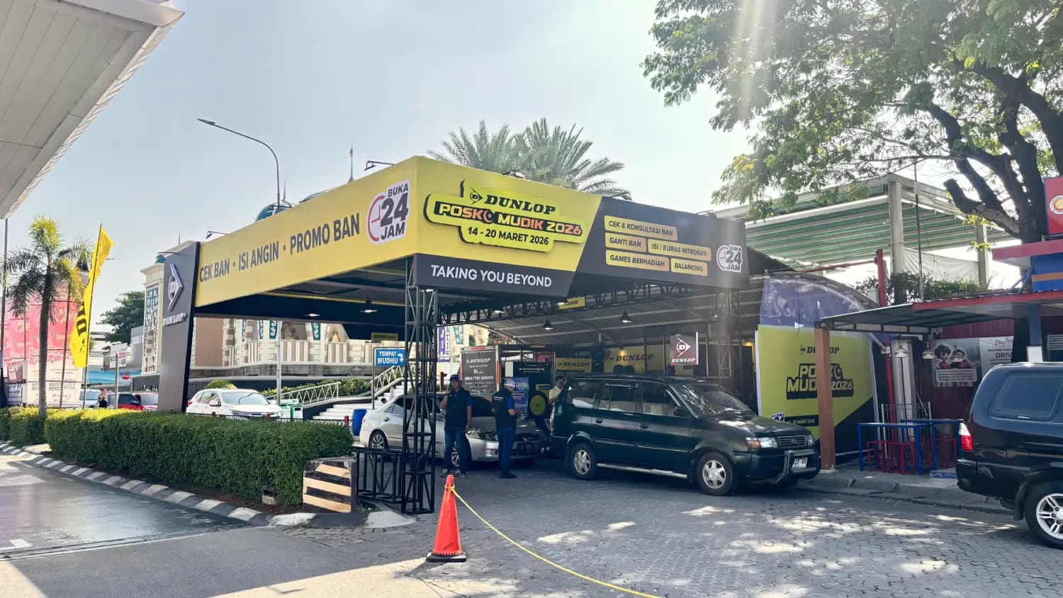DUNLOP Mudik Post Offers Free Tire Checks and Consultations for Safer Holiday Travel