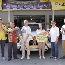 Kejutan Dunlop Sukses Digelar, Bagikan Hadiah dari Voucher sampai Mobil Thumbnail